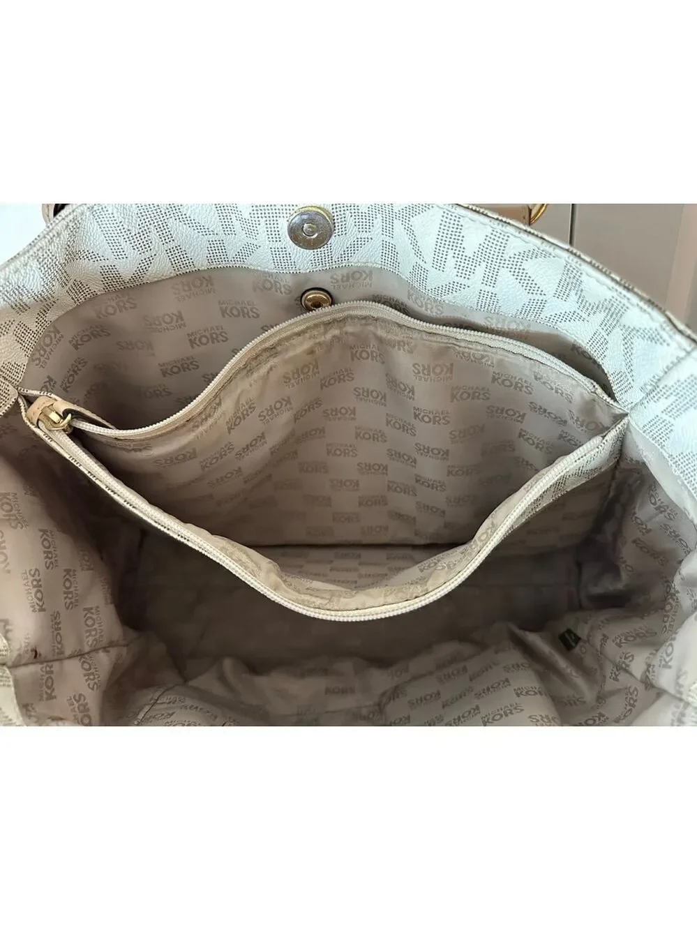 Women's Michael Kors White & Beige Monogram Tote Bag, One Size